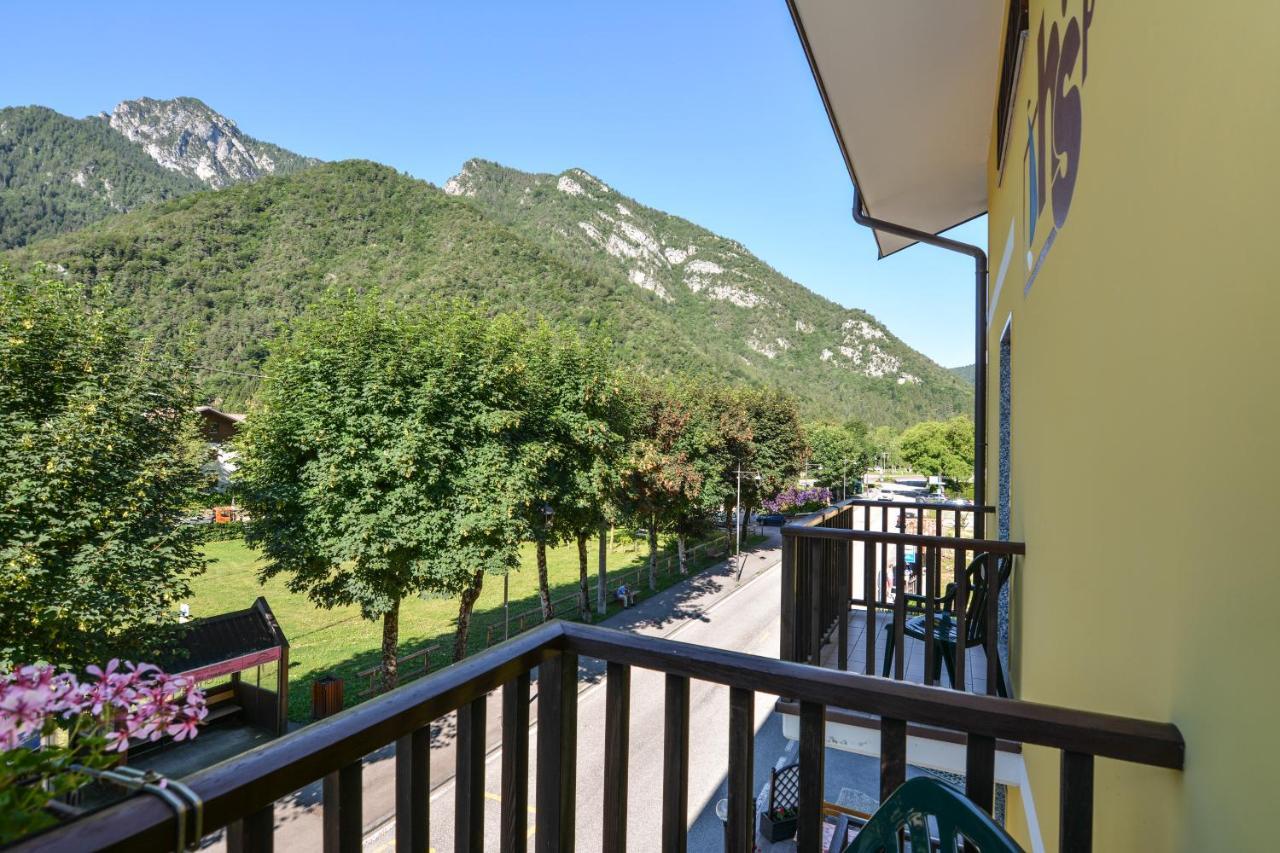 Hotel Sport Pieve Di Ledro Exteriör bild