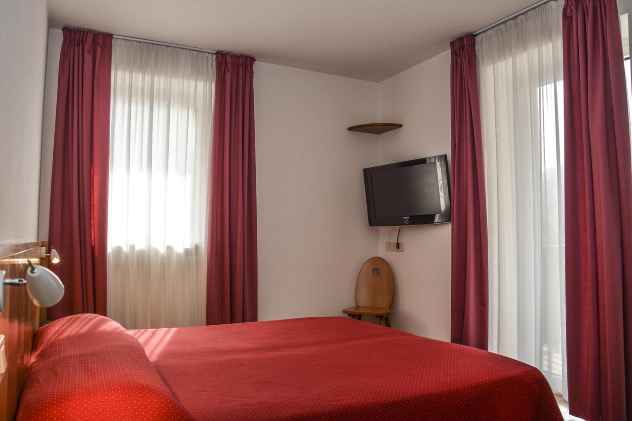 Hotel Sport Pieve Di Ledro Exteriör bild