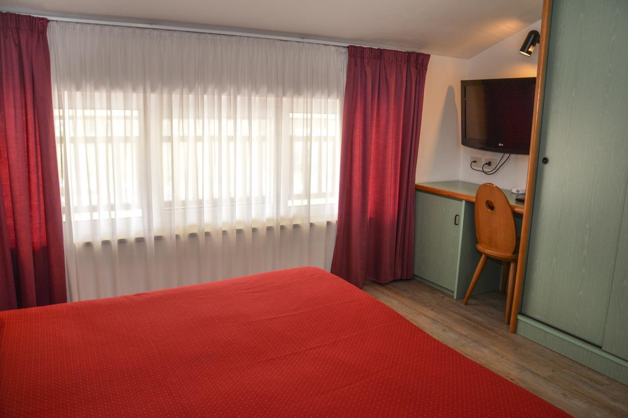 Hotel Sport Pieve Di Ledro Exteriör bild